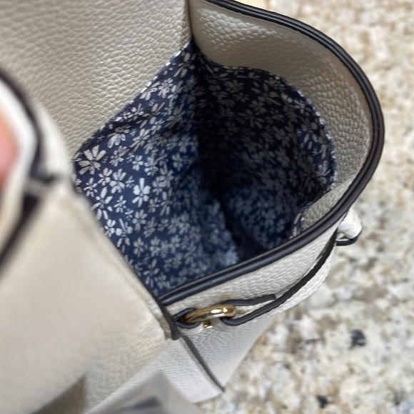 Nanette Lepore • Cream Ivory • Vegan Leather Shoulder Tote Bag • Listing #1 - Picture 4 of 7